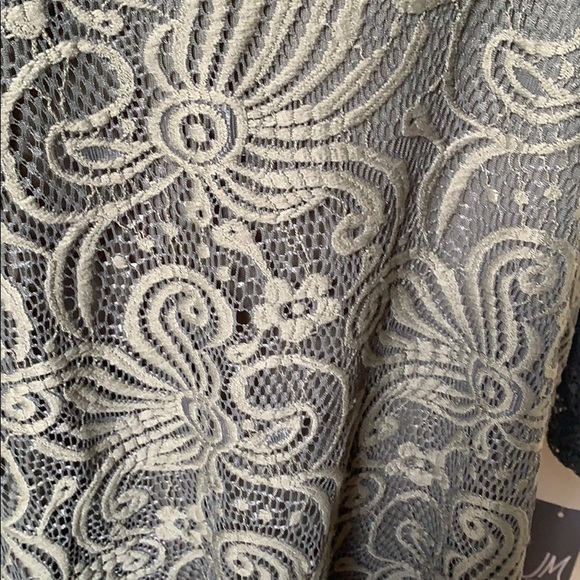 JM Collection Top - Picture 2 of 8